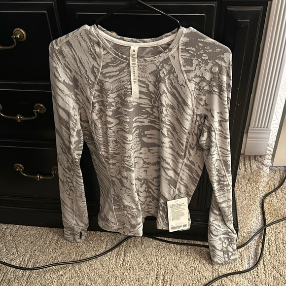 lululemon athletica Tops - NWT